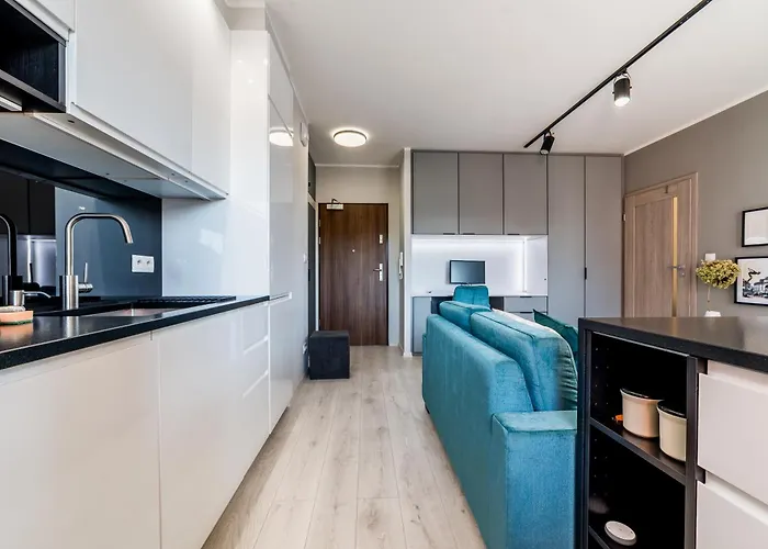 Wilczak 20b Stylish By Bookinghost * 포즈난